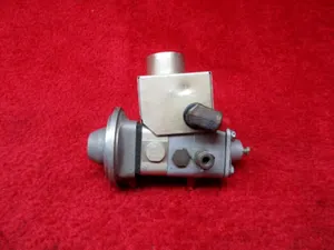 Beechcraft V35 Bonanza Fuel Pump PN 642932-2